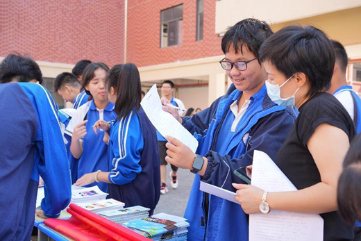 图片2.png 图片2.png