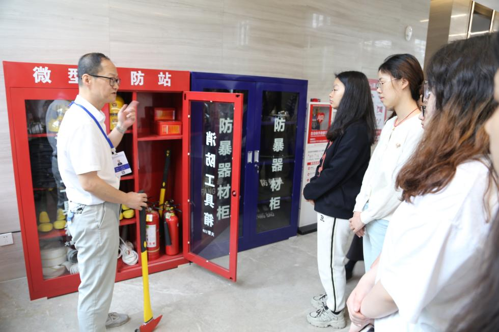 1745974595212.png 图片2.png